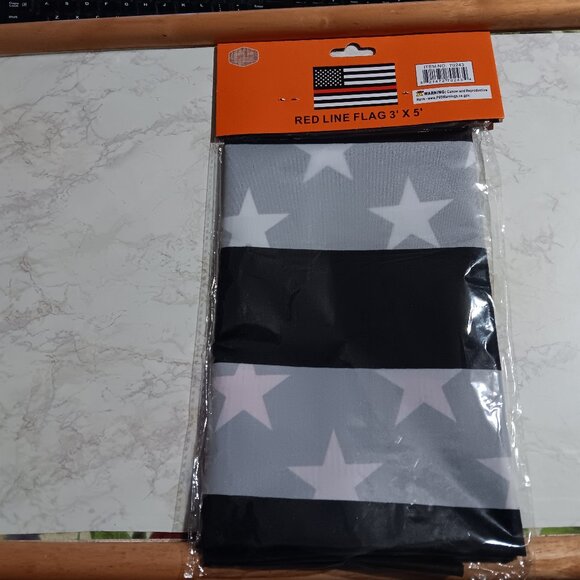 NEW Thin Red Line 3x5 American Flag Support Fire Fighters Black & White - Picture 2 of 4